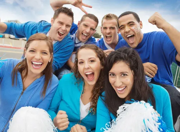 Grupo de estudiantes felices